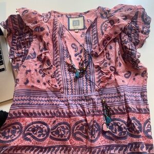 Bell by Alicia short sleeve blouse